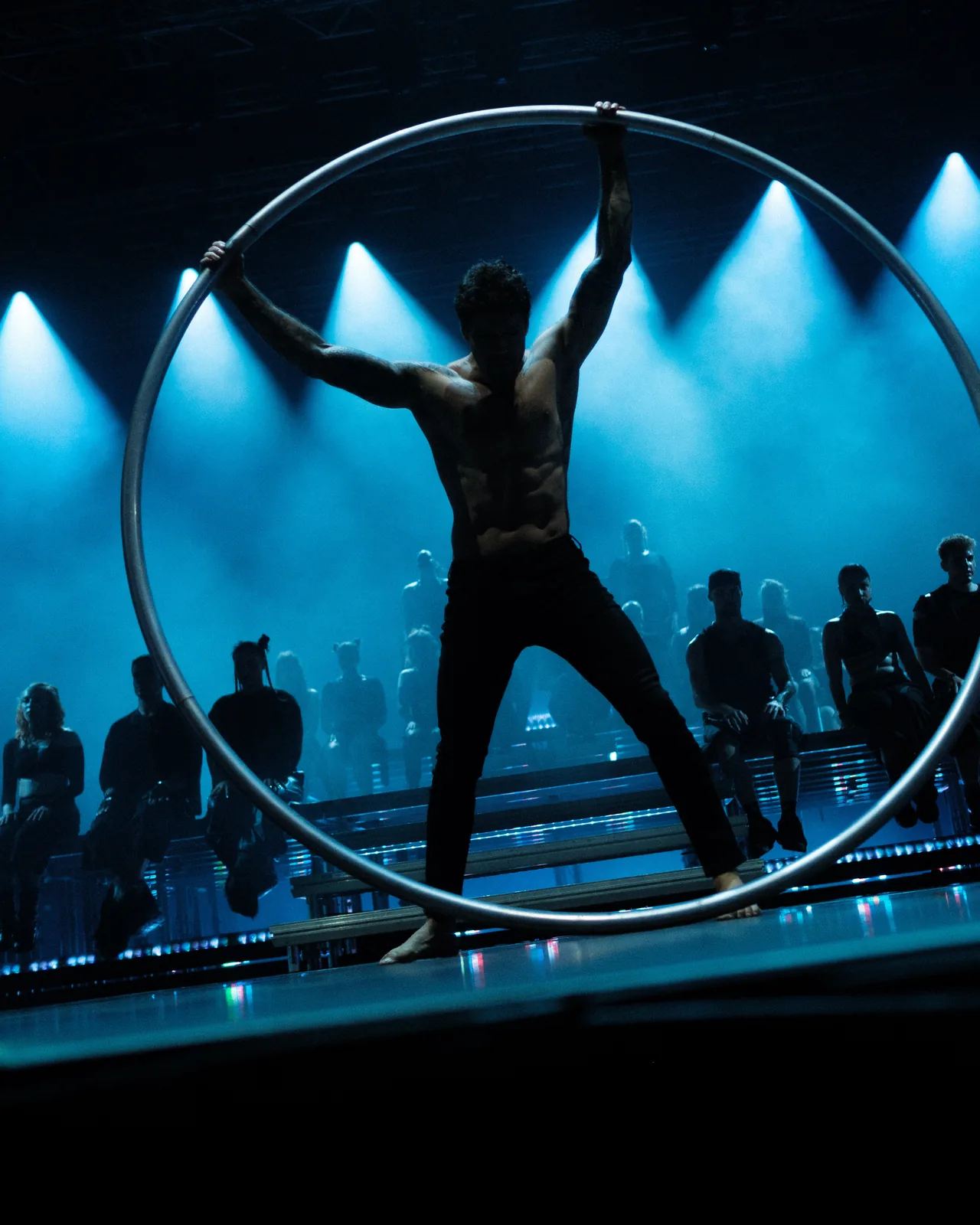 Jonathan Möller — Cyr Wheel